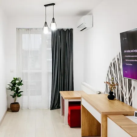 Premium Skyline With Free Parking & Panoramic View Daire Bükreş
