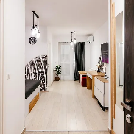 Premium Skyline With Free Parking & Panoramic View