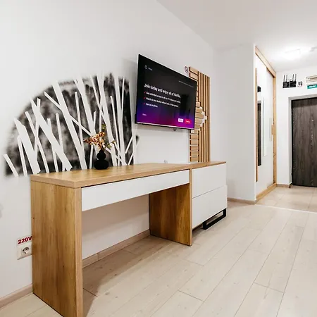 Premium Skyline With Free Parking & Panoramic View