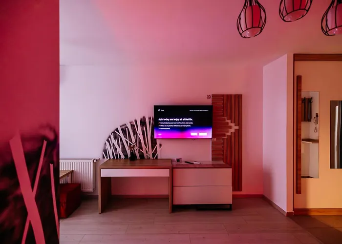 Premium Skyline With Free Parking & Panoramic View