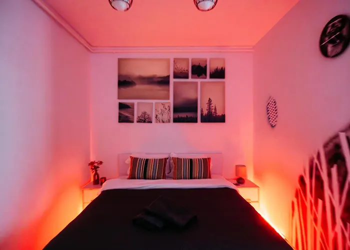 Premium Skyline With Free Parking & Panoramic View