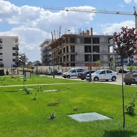 Premium Skyline With Free Parking & Panoramic View Apartment *